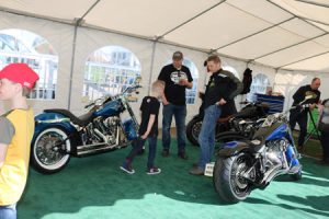 Harley Davidson motoren op Taste of Life event Autobedrijf Bart Ebben Malden - Nijmegen